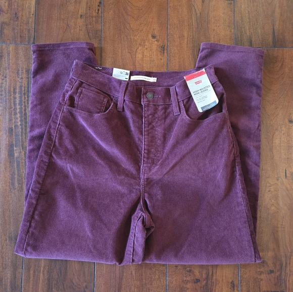 Levi's Women's High Waisted Tapered Corduroy Mom Jeans In Burgundy Size W28 L27 - Picture 7 of 16